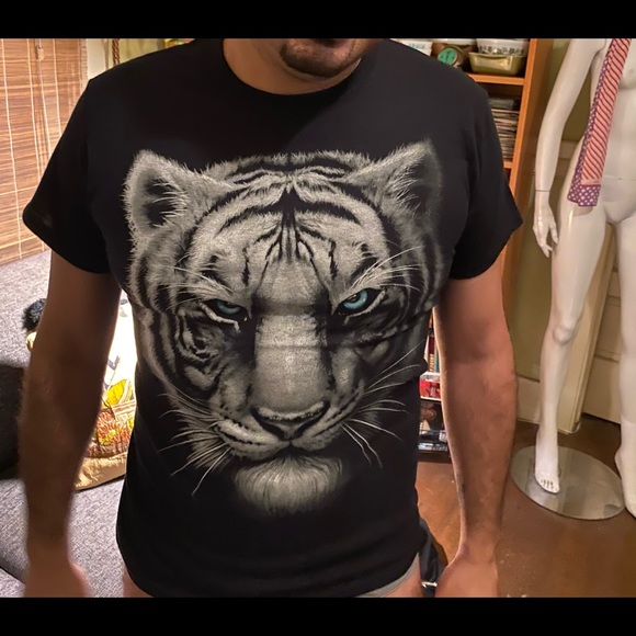 NWOT DOM 🐯 Tiger tee - Picture 1 of 3